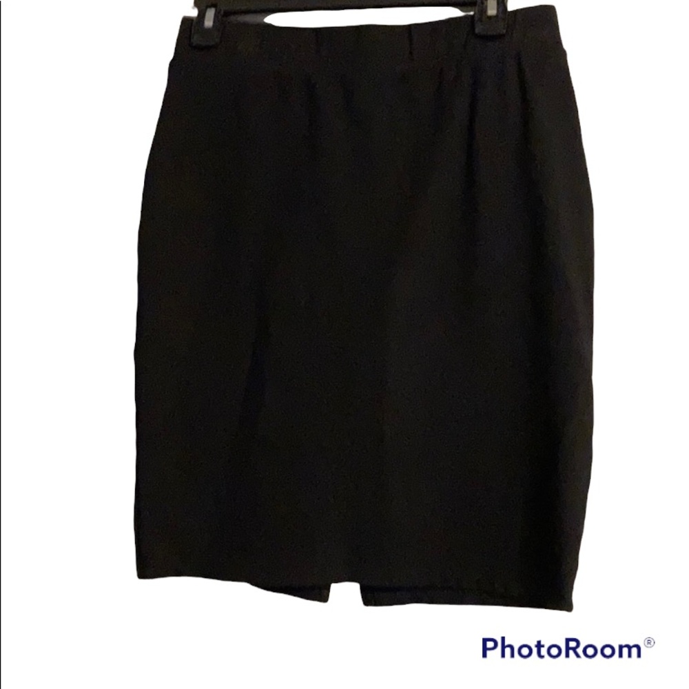 Black pencil skirt